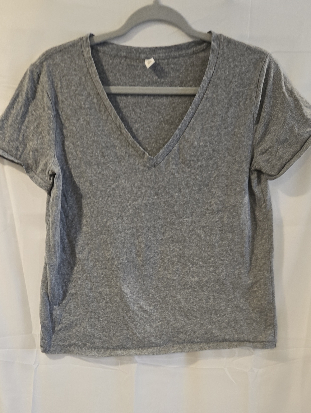 bp Gray Heather V-Neck Short Sleeve Tee